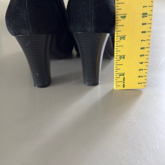 Aerosoles Mentor Suede Heeled Booties Size 8.5 - Picture 12 of 13